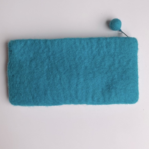 BNB owl 🦉 zippered wool bag - Picture 3 of 7